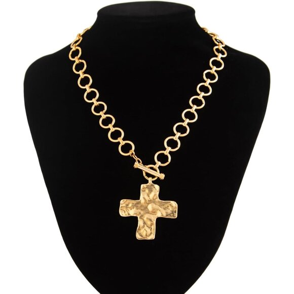 Chunky Cross Necklace for Women - Vintage Statement Jewelry with Toggle Clasp - Picture 6 of 7